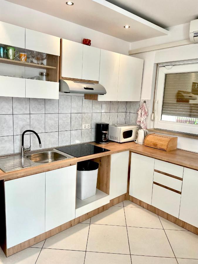 Apartman Lovre 扎达尔 外观 照片
