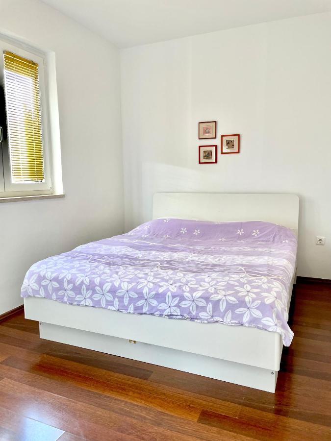 Apartman Lovre 扎达尔 外观 照片