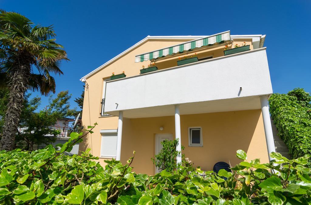 Apartman Lovre 扎达尔 外观 照片